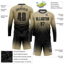 Laden Sie das Bild in den Galerie-Viewer, Uksn Individuelles Vegas-Gold Schwarz Sublimationsdruck Langarm Farbverlauf Fußballtrikot