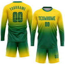 Laden Sie das Bild in den Galerie-Viewer, Uksn Individuelles Gold Kelly-Grün Sublimationsdruck Langarm Farbverlauf Fußballtrikot