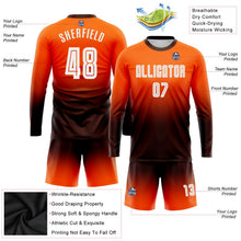 Laden Sie das Bild in den Galerie-Viewer, Uksn Individuelles Orange Weiß-Braun Sublimationsdruck Langarm Farbverlauf Fußballtrikot