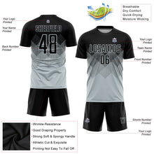 Laden Sie das Bild in den Galerie-Viewer, Uksn Individuelles Silber Schwarz Sublimationsdruck Fußballtrikot
