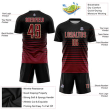 Laden Sie das Bild in den Galerie-Viewer, Uksn Individuelles Schwarz Weinrot-Cream Nadelstreifen Farbverlauf Sublimationsdruck Fußballtrikot