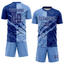 Laden Sie das Bild in den Galerie-Viewer, Uksn Individuelles Graffiti-Muster Königsblau-Hellblau Kratzer Sublimationsdruck Fußballtrikot