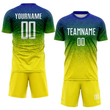 Laden Sie das Bild in den Galerie-Viewer, Uksn Individuelles Blau Weiß Grün-Hellgelb Brasilien Farbverlaufspunkte Sublimationsdruck Fußballtrikot