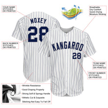 Laden Sie das Bild in den Galerie-Viewer, Uksn Individuelles Weiß Marineblaue Nadelstreifen Marineblau-Grau Authentic Baseball Trikot