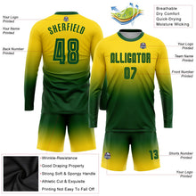 Laden Sie das Bild in den Galerie-Viewer, Uksn Individuelles Gold Grün Sublimationsdruck Langarm Farbverlauf Fußballtrikot
