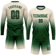Laden Sie das Bild in den Galerie-Viewer, Uksn Individuelles Cream Grün Sublimationsdruck Langarm Farbverlauf Fußballtrikot
