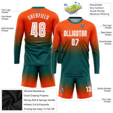 Laden Sie das Bild in den Galerie-Viewer, Uksn Individuelles Orange Weiß-Petrol Sublimationsdruck Langarm Farbverlauf Fußballtrikot

