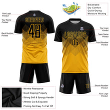 Laden Sie das Bild in den Galerie-Viewer, Uksn Individuelles Gold Schwarz Sublimationsdruck Fußballtrikot

