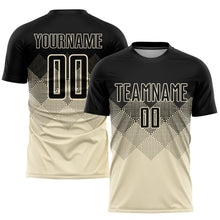 Laden Sie das Bild in den Galerie-Viewer, Uksn Individuelles Cream Schwarz Sublimationsdruck Fußballtrikot
