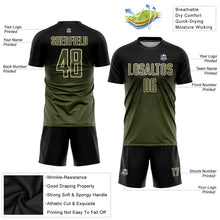 Laden Sie das Bild in den Galerie-Viewer, Uksn Individuelles Schwarz Oliv-Cream Sublimationsdruck Fußballtrikot

