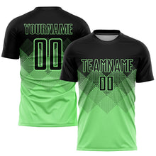 Laden Sie das Bild in den Galerie-Viewer, Uksn Individuelles Erbsengrün Schwarz Sublimationsdruck Fußballtrikot
