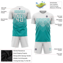Laden Sie das Bild in den Galerie-Viewer, Uksn Individuelles Aqua Weiß Sublimationsdruck Fußballtrikot
