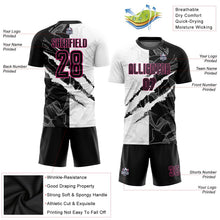 Laden Sie das Bild in den Galerie-Viewer, Uksn Individuelles Graffiti-Muster Schwarz-Pink Kratzer Sublimationsdruck Fußballtrikot
