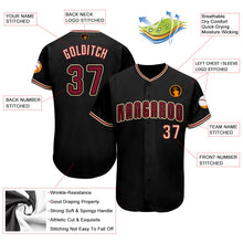 Laden Sie das Bild in den Galerie-Viewer, Uksn Individuelles Schwarz Karmesinrot-City Creme Baseball Trikot
