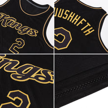 Laden Sie das Bild in den Galerie-Viewer, Uksn Individuelles Schwarz Schwarz-Altgold Authentic Retro Basketball Trikot
