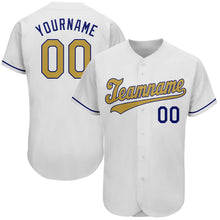 Laden Sie das Bild in den Galerie-Viewer, Uksn Individuelles Weiß Altgold-Königsblau Authentic Baseball Trikot
